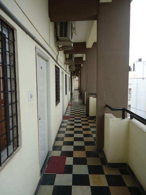 Hotel Sri Sai Comforts Bengaluru Zewnętrze zdjęcie